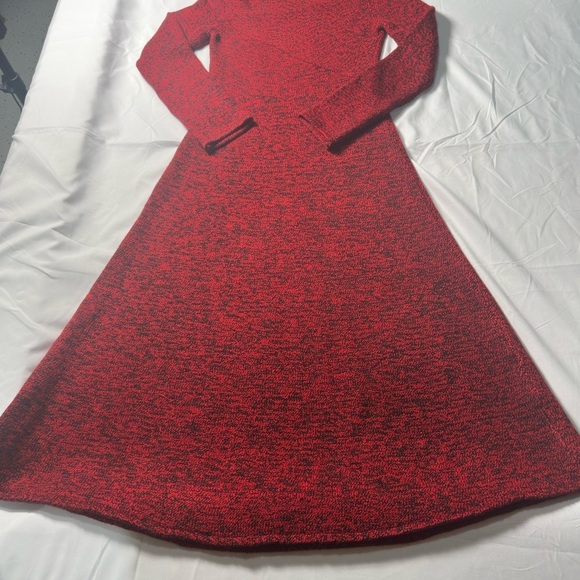 Zara Red and Black Knit Sweater Dress - Picture 2 of 12